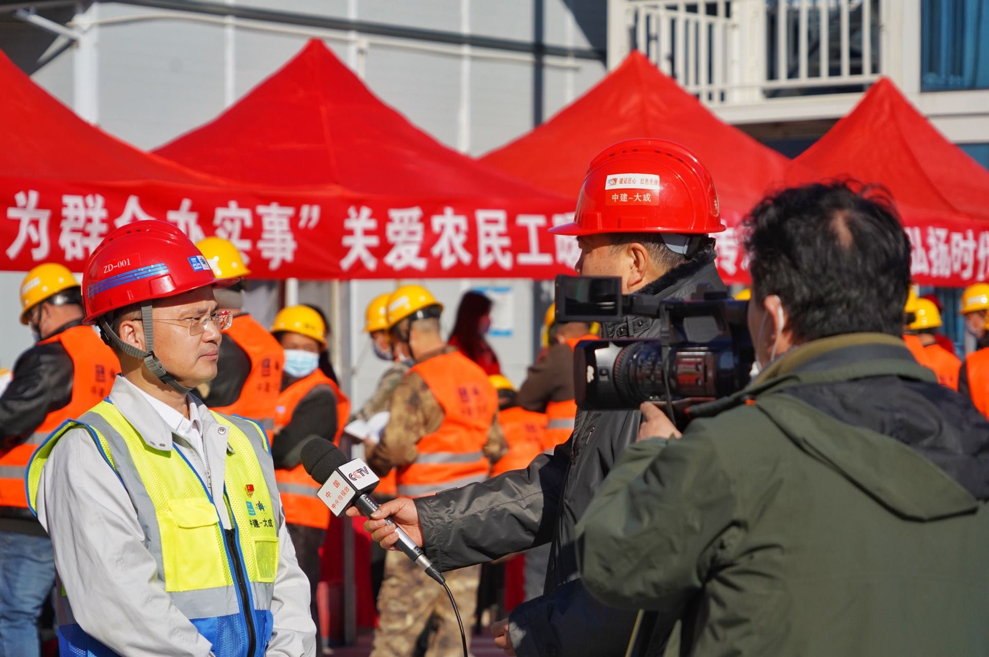 9.全国最佳志愿服务项目：雷锋精神进工地